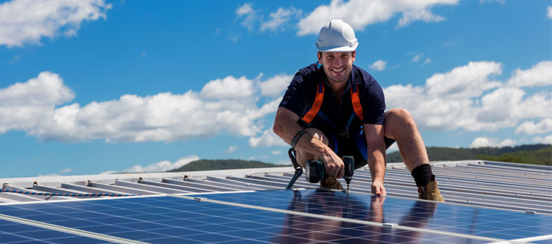 Solar Panel Installer